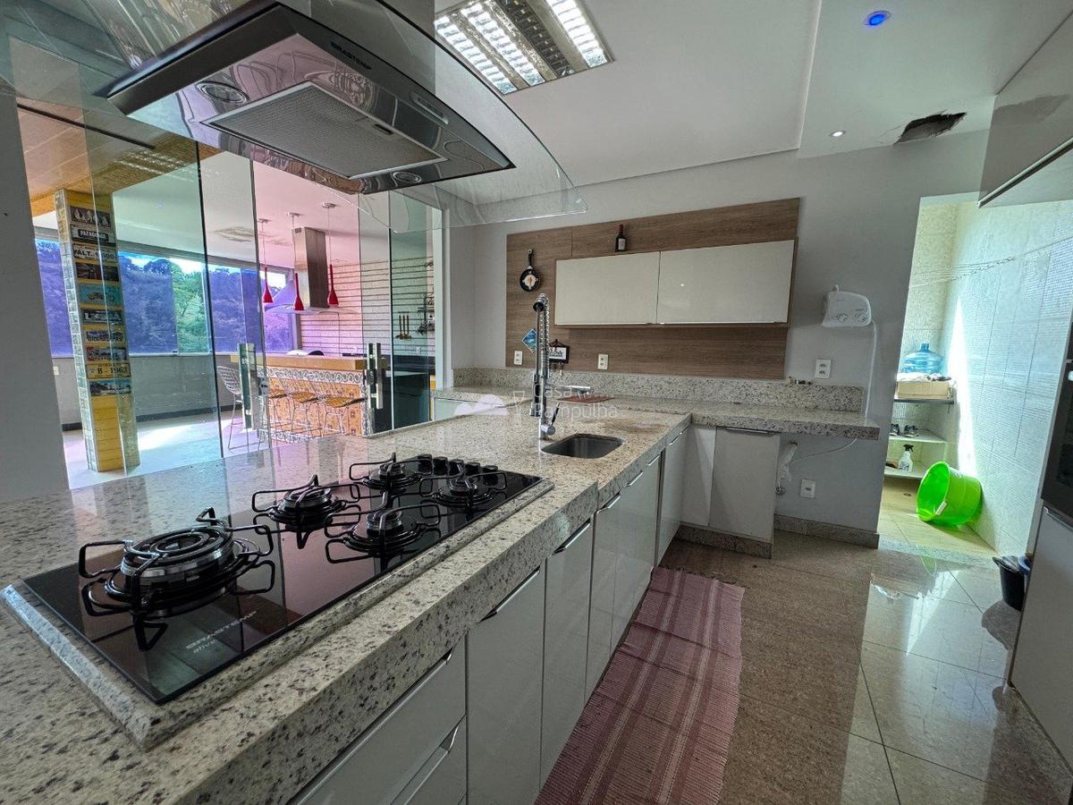 Casa, Condomínio Champagne, 4 Quartos, 0 Vaga, 1 Suíte