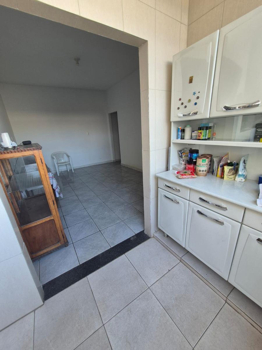 Casa, Petropolis, 3 Quartos, 10 Vagas, 1 Suíte