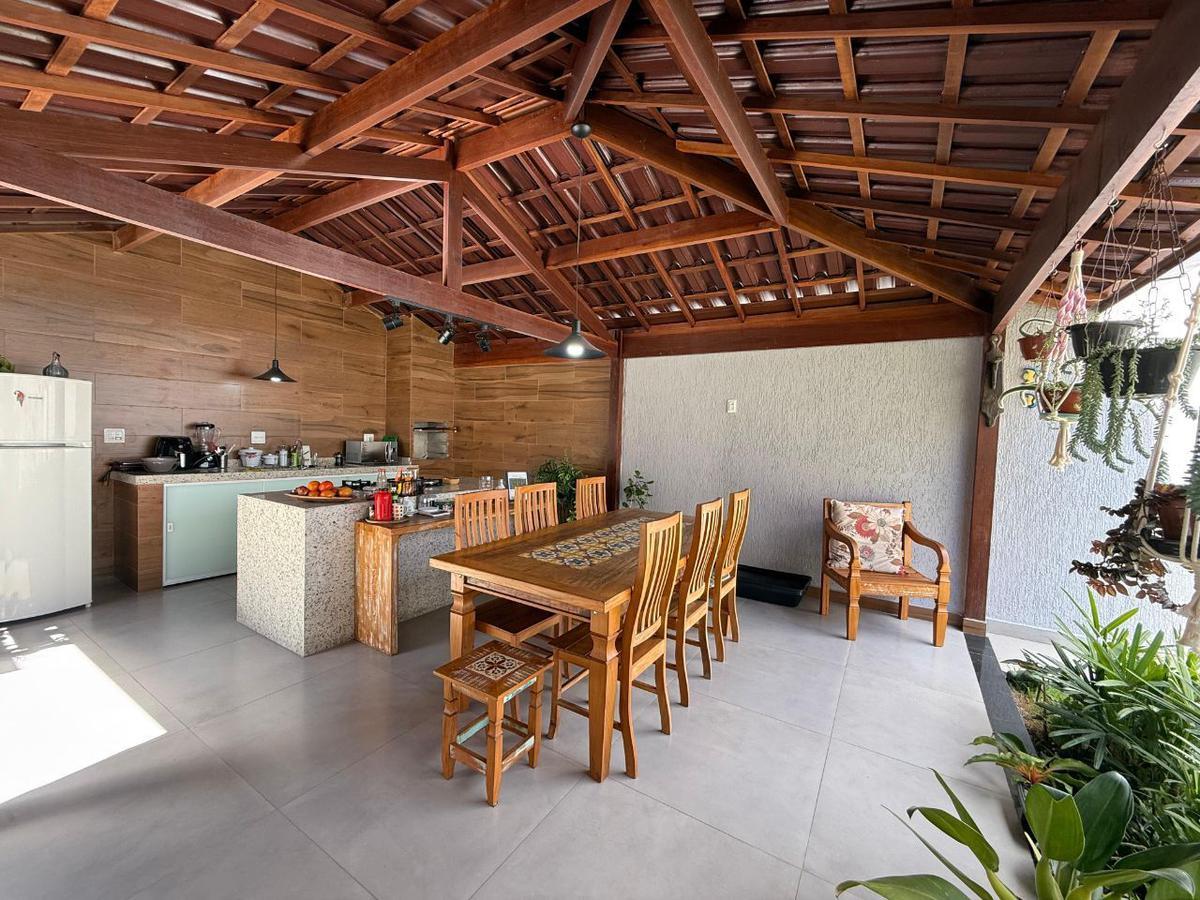 Casa, Itapoã, 3 Quartos, 4 Vagas, 1 Suíte