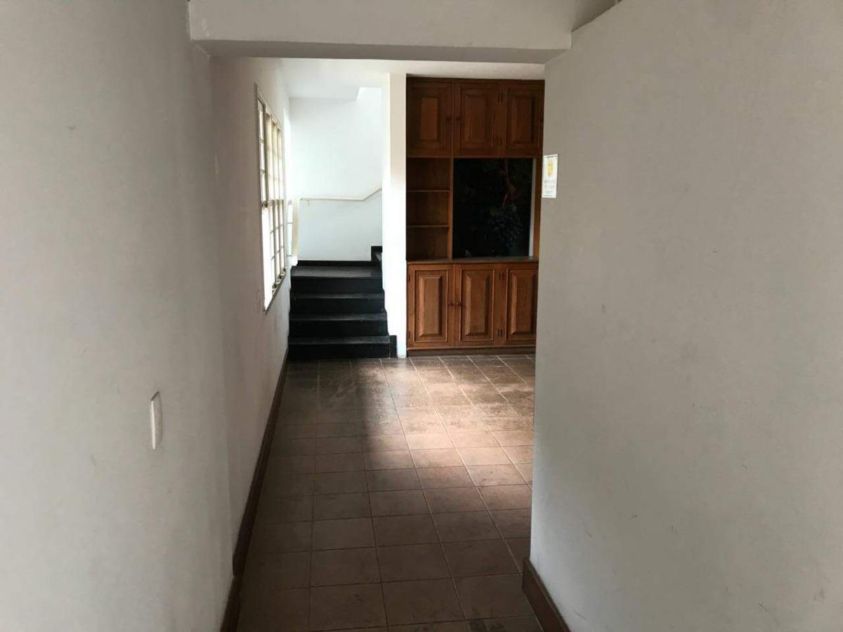 Casa Comercial, Cruzeiro, 0 Quarto, 0 Vaga