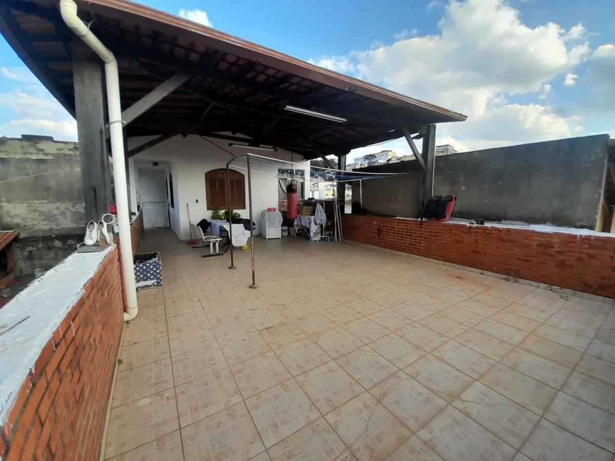 Casa, Cachoeirinha, 2 Quartos, 4 Vagas