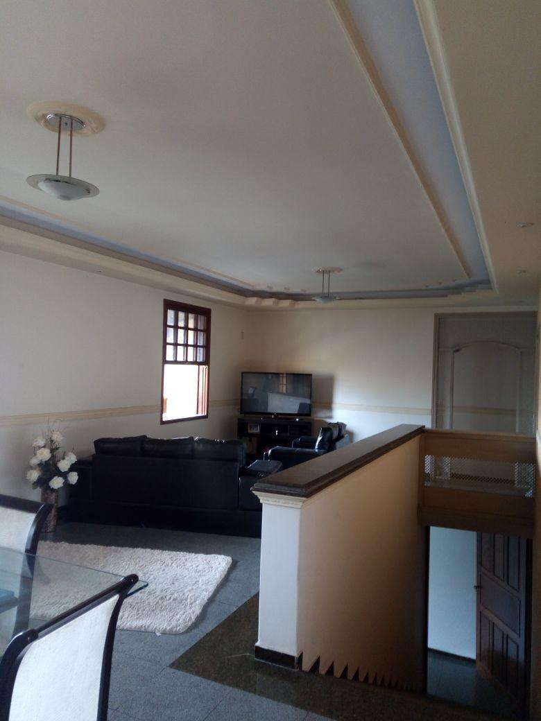 Casa, Jardim Riacho das Pedras, 3 Quartos, 4 Vagas, 1 Suíte