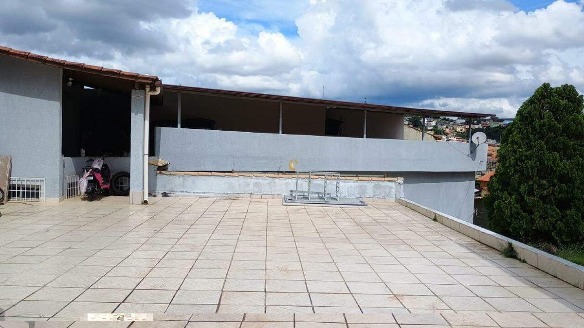 Casa, Inconfidência, 2 Quartos, 3 Vagas