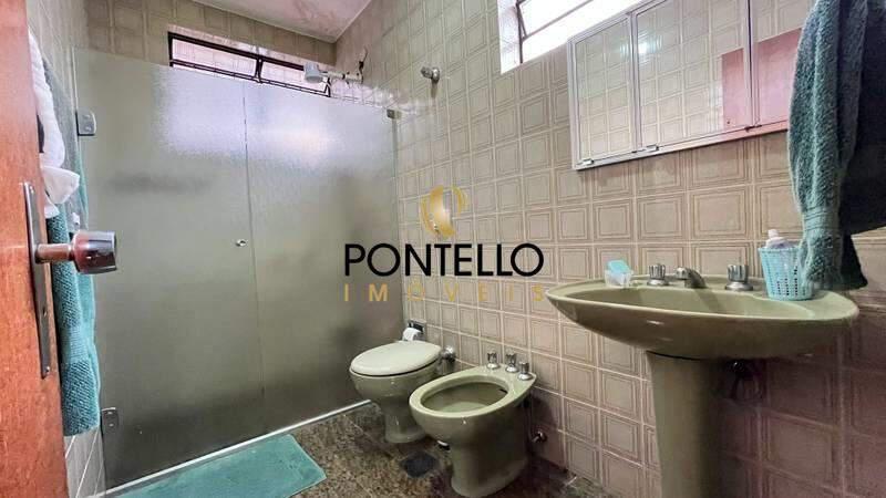 Casa, Comiteco, 4 Quartos, 3 Vagas, 2 Suítes