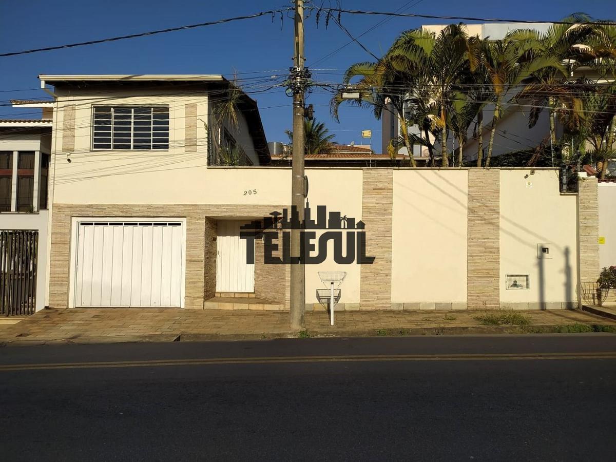 Casa, Santa Luiza, 3 Quartos, 0 Vaga