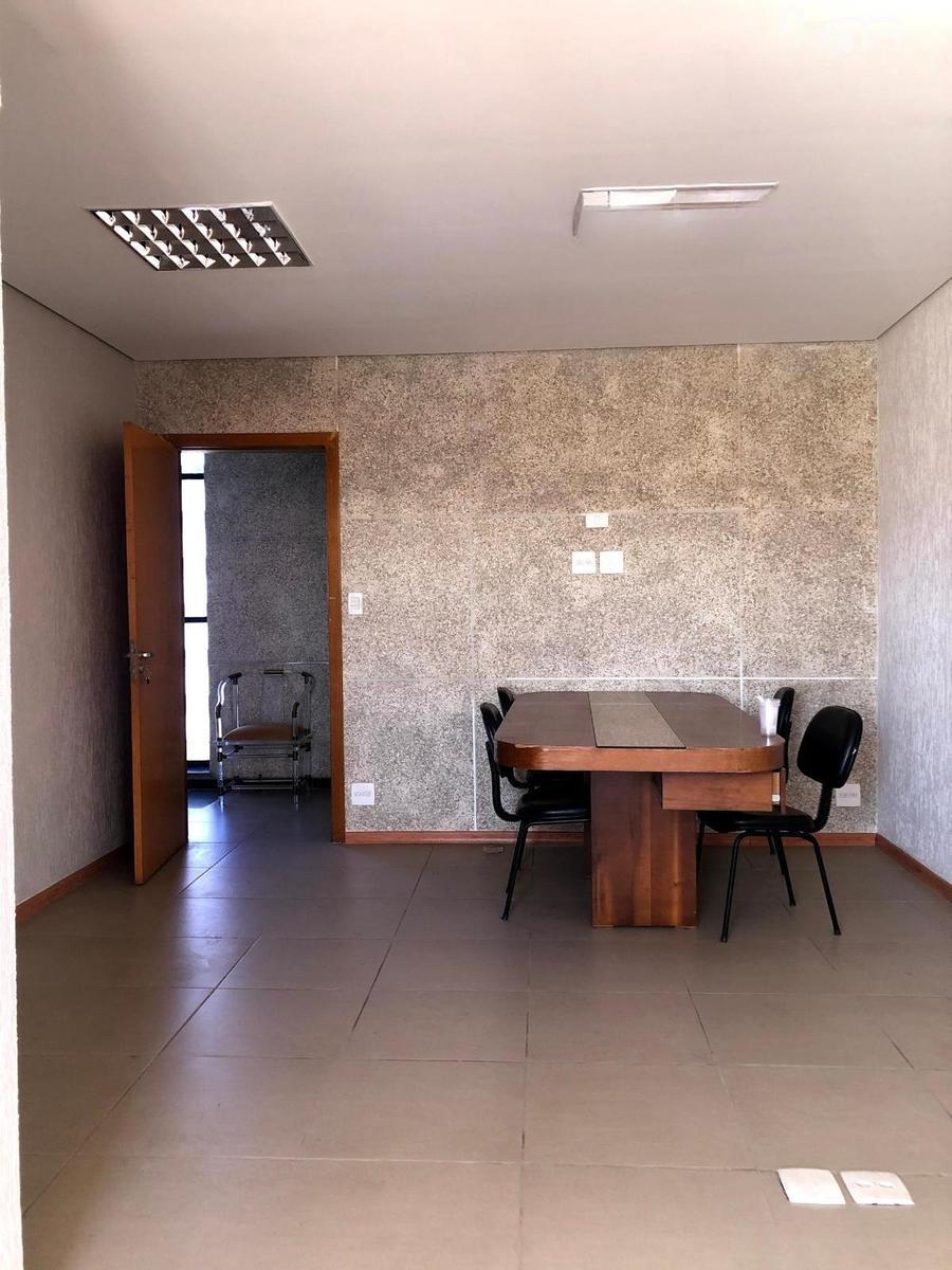 Sala, Luxemburgo, 0 Quarto, 1 Vaga
