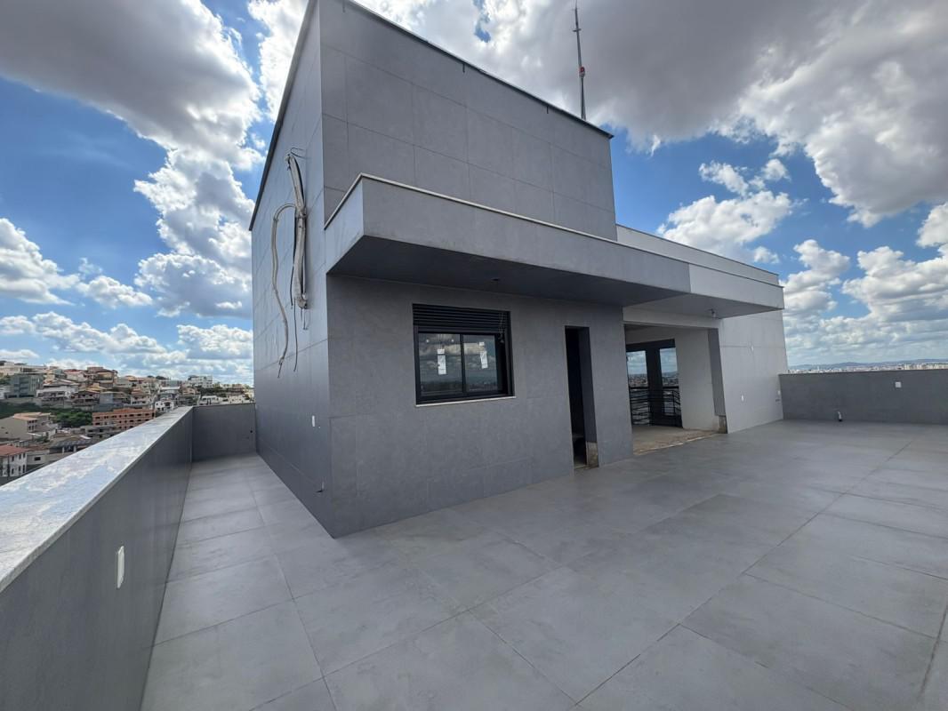 Cobertura, Barreiro, 4 Quartos, 4 Vagas, 2 Suítes