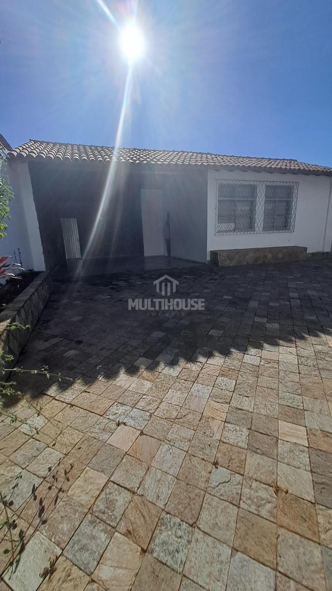 Casa, Itapoã, 2 Quartos, 6 Vagas, 1 Suíte