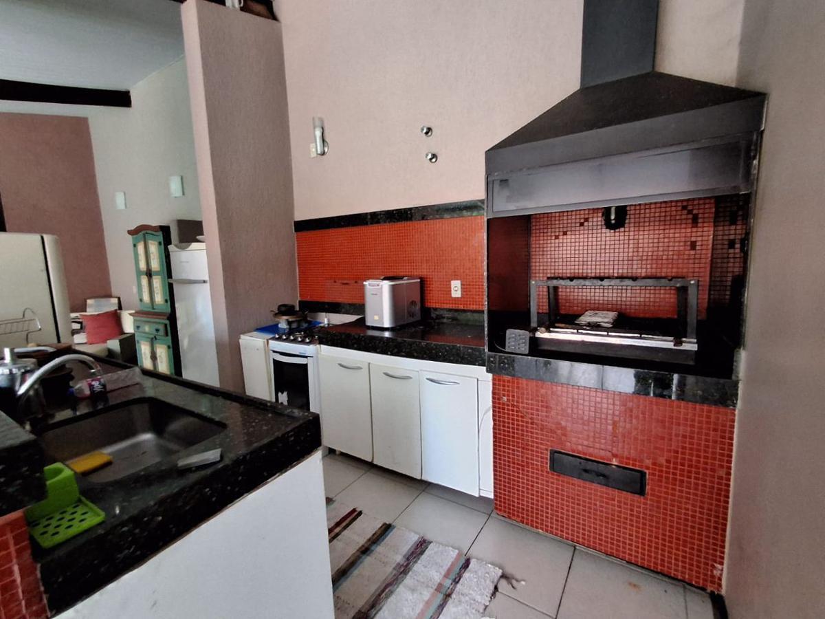 Casa, Itapoã, 5 Quartos, 3 Vagas, 2 Suítes