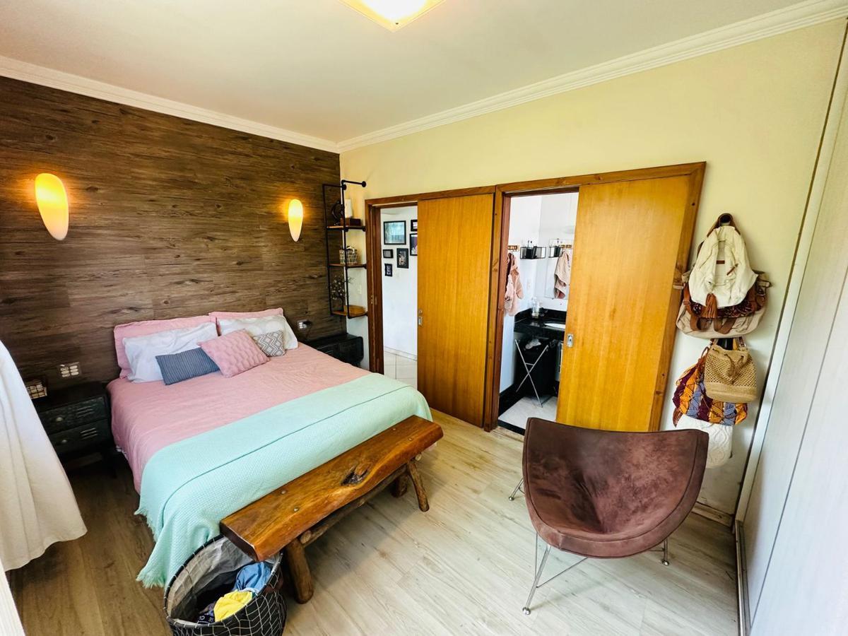 Casa, Trevo, 3 Quartos, 4 Vagas, 1 Suíte