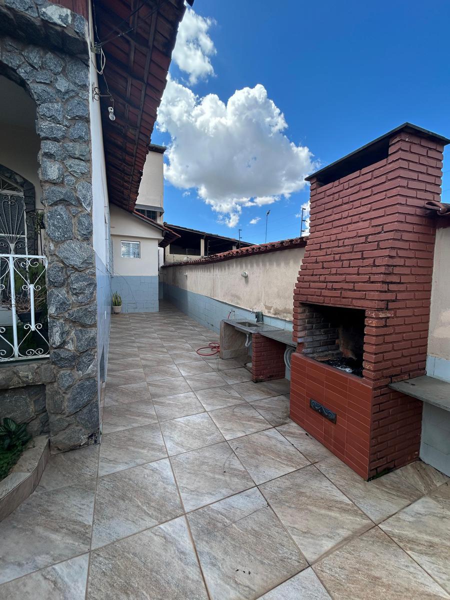 Casa, Alípio de Melo, 5 Quartos, 2 Vagas, 1 Suíte