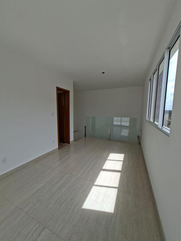 Cobertura, Santa Cruz (barreiro), 3 Quartos, 2 Vagas, 1 Suíte