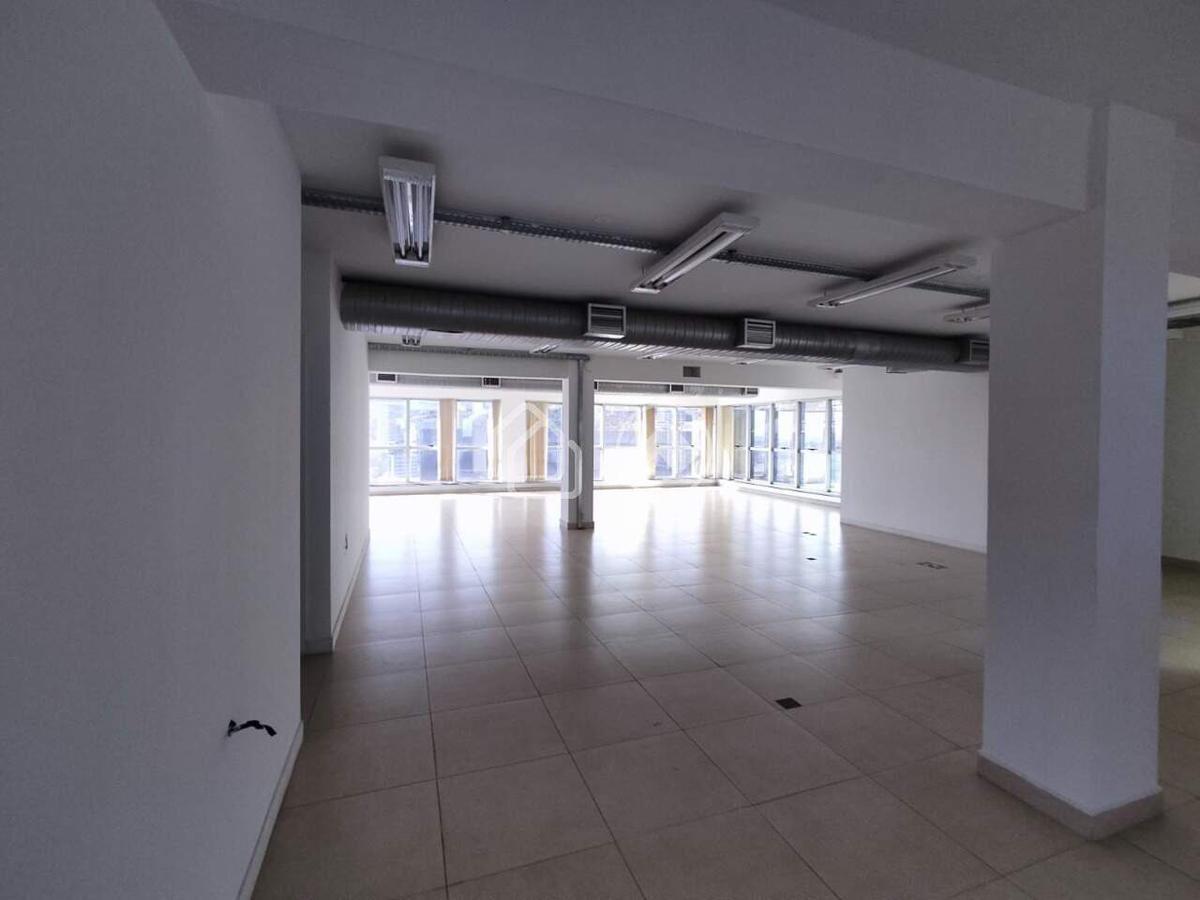 Sala, Estoril, 4 Vagas