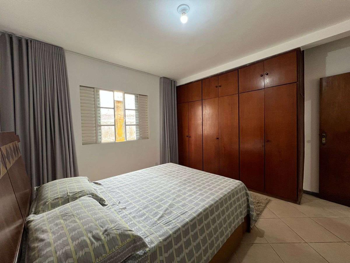 Casa, Planalto, 6 Quartos, 6 Vagas, 2 Suítes