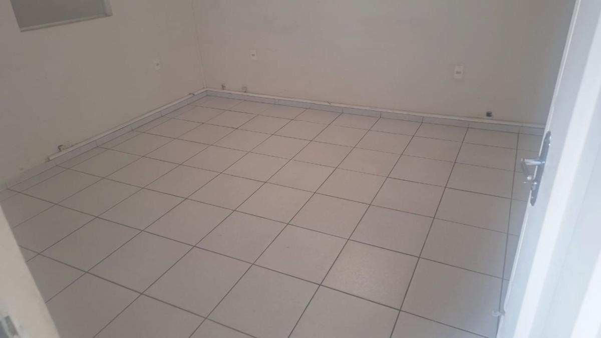 Sala, São Salvador, 0 Quarto, 0 Vaga