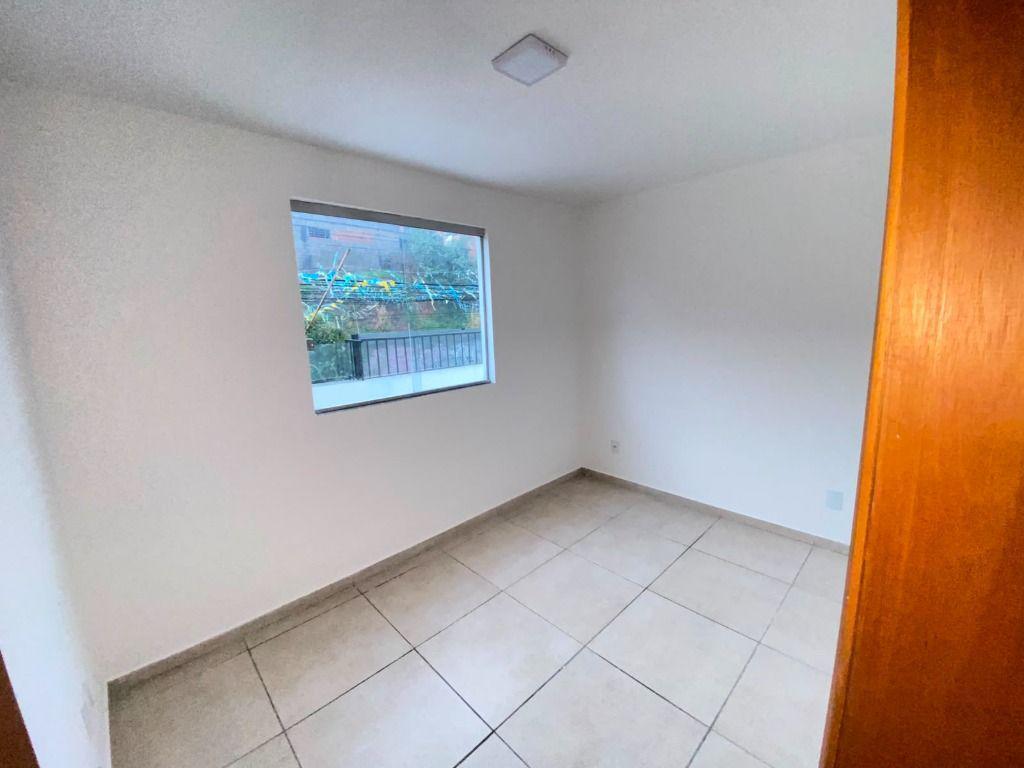 Apartamento, Jardim Vitória, 2 Quartos, 1 Vaga