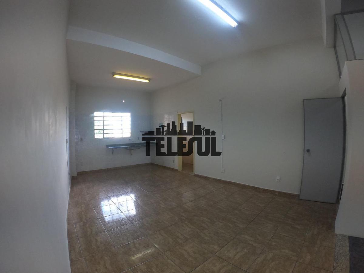 Galpão, Centro, 0 Quarto, 0 Vaga