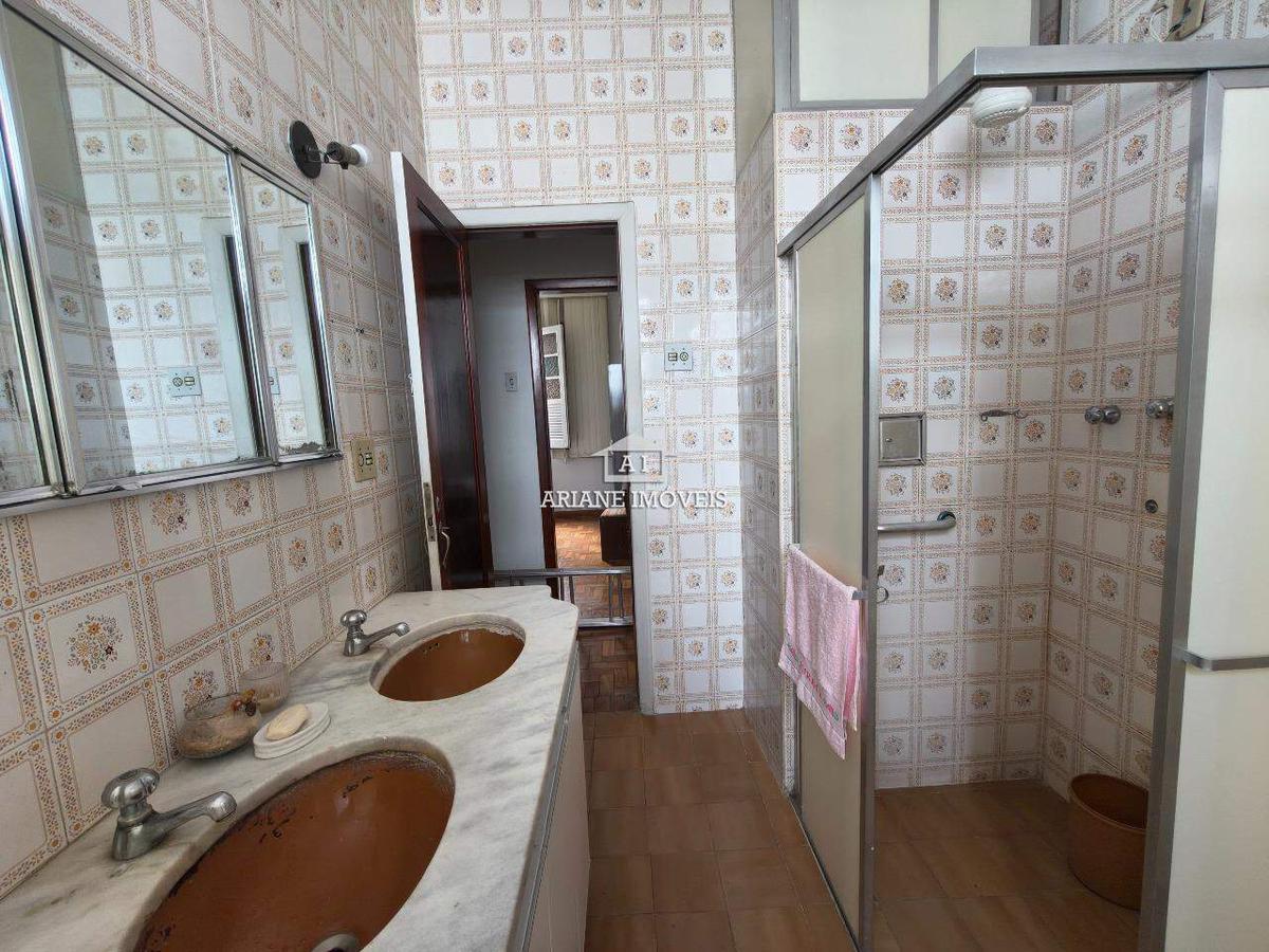 Casa, Colégio Batista, 4 Quartos, 2 Vagas