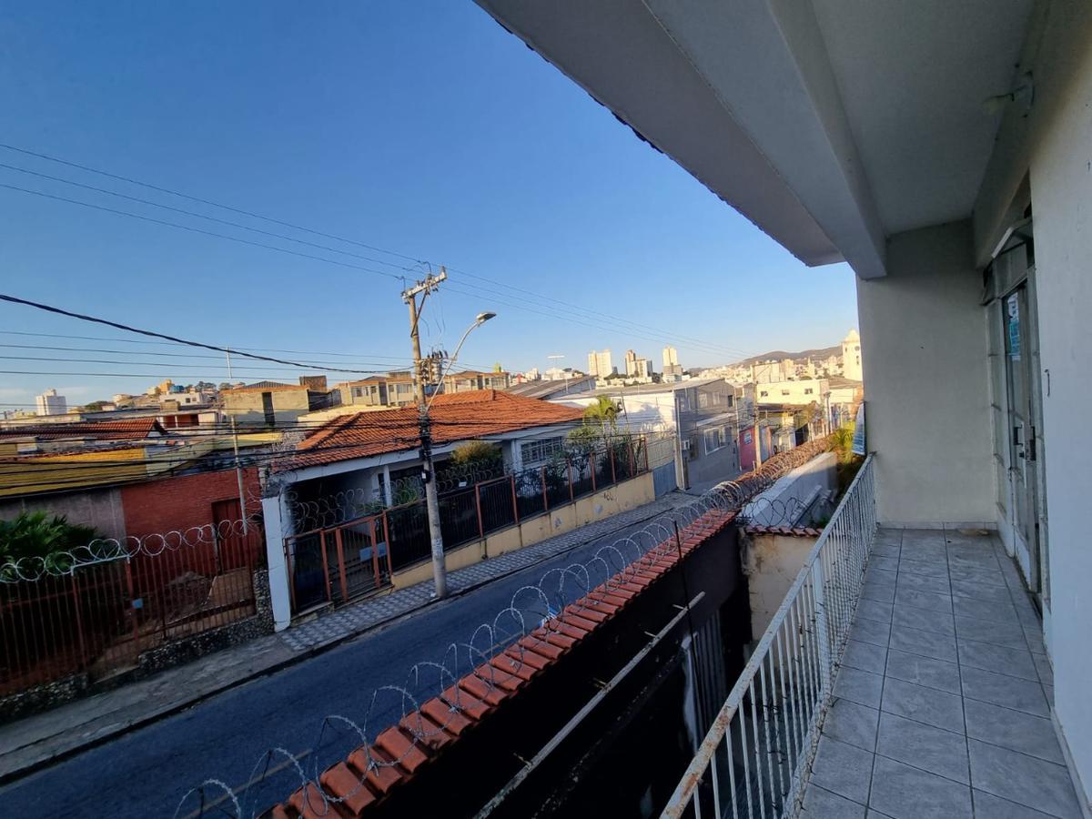 Casa, Lagoinha, 3 Quartos, 0 Vaga, 1 Suíte