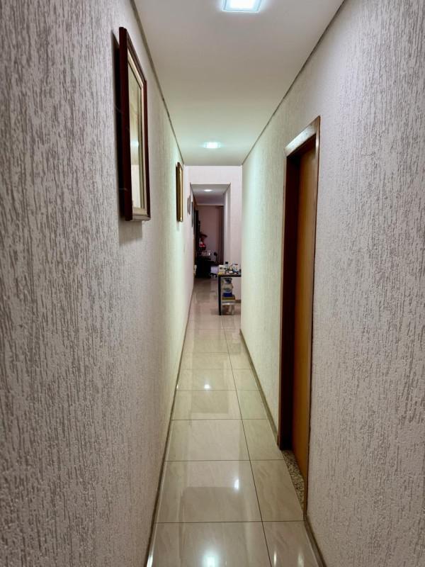 Casa, Ana Lúcia, 3 Quartos, 2 Vagas, 1 Suíte