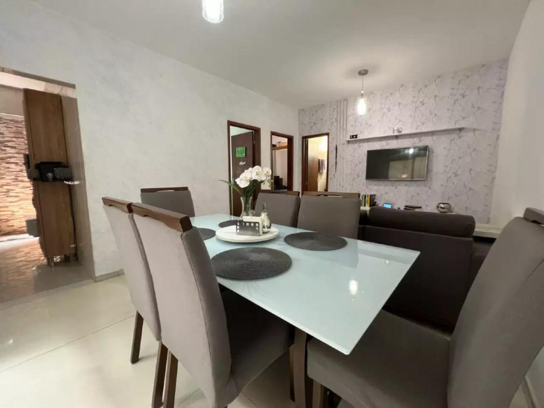 Casa, Tirol (barreiro), 2 Quartos, 1 Vaga