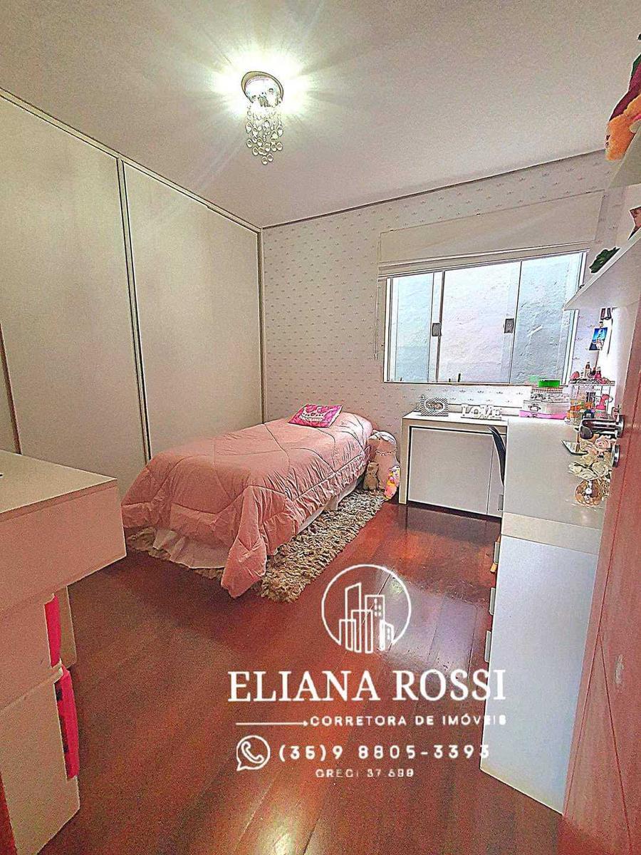 Casa, Campos Elíseos, 3 Quartos, 4 Vagas, 1 Suíte