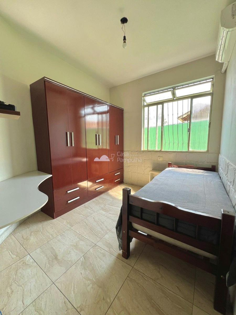 Casa, Planalto, 4 Quartos, 2 Vagas, 2 Suítes