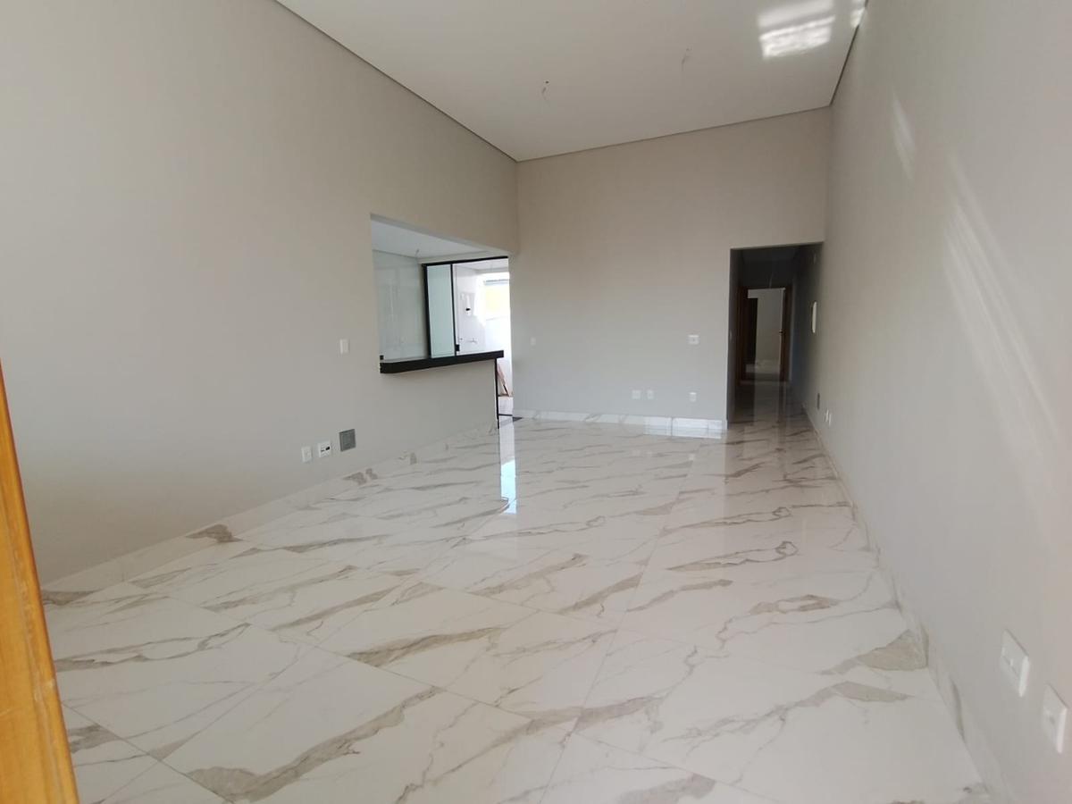 Casa, Rio Branco, 3 Quartos, 2 Vagas, 1 Suíte