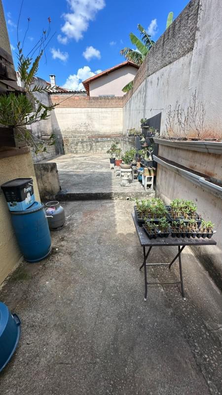 Casa, Tangará, 2 Quartos, 3 Vagas