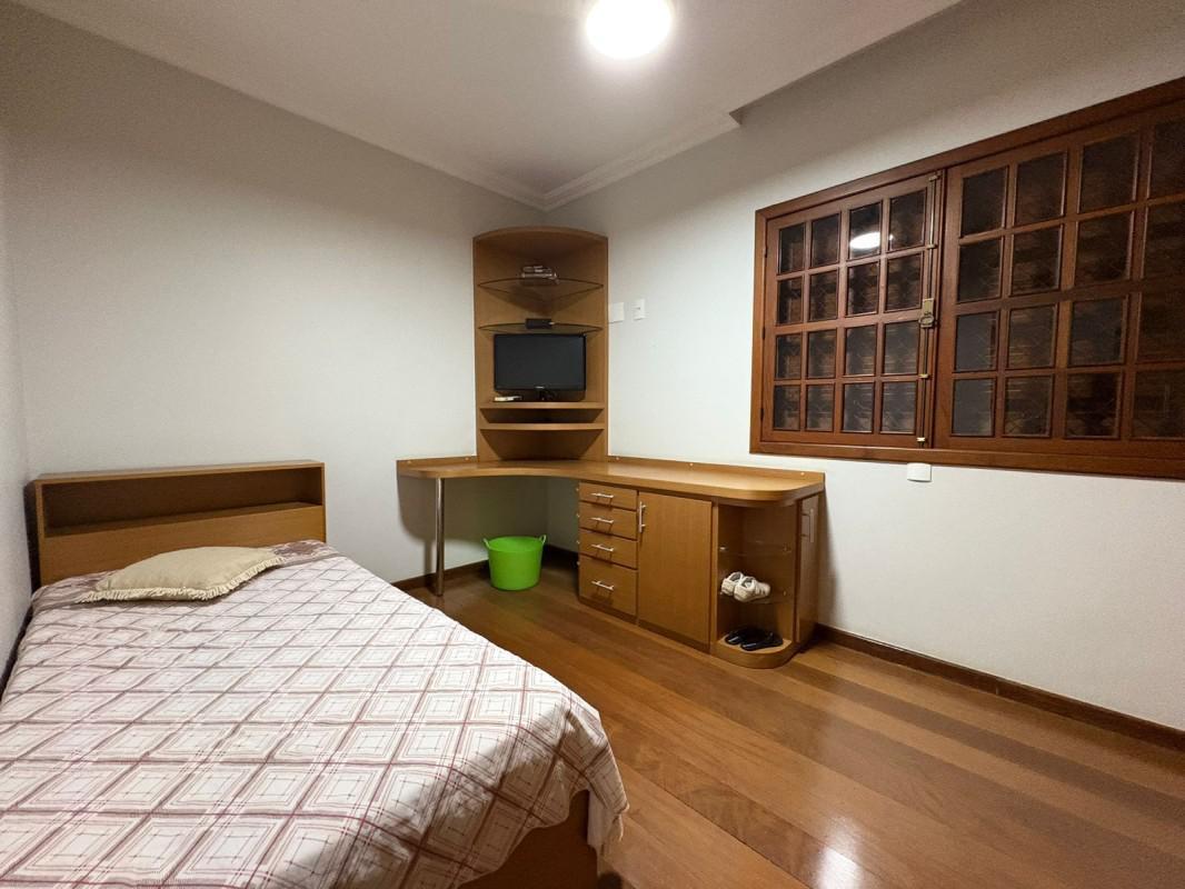 Casa, Serrano, 5 Quartos, 5 Vagas, 1 Suíte