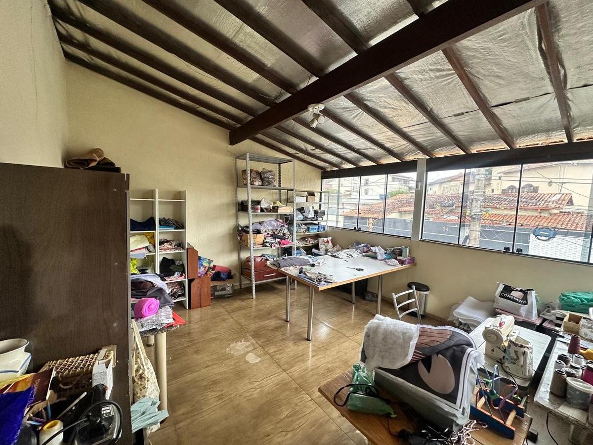 Casa, Planalto, 5 Quartos, 4 Vagas, 1 Suíte