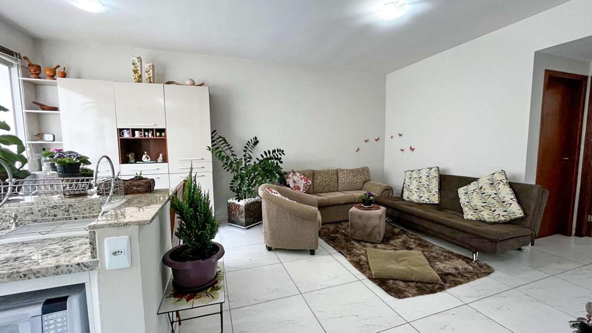 Casa, Santa Efigênia, 3 Quartos, 2 Vagas, 2 Suítes