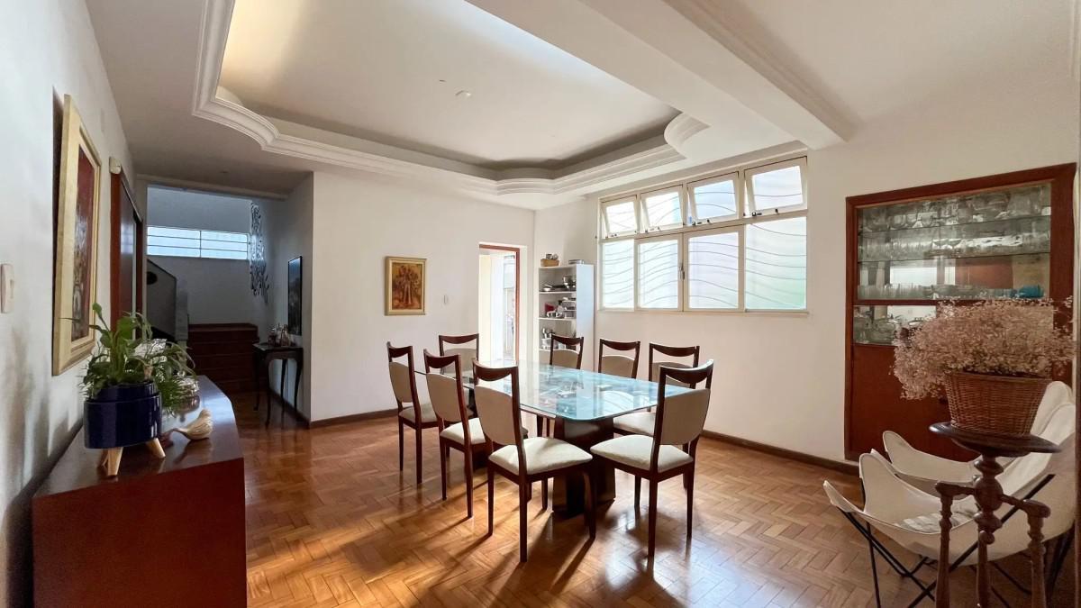 Casa, Serra, 7 Quartos, 6 Vagas, 3 Suítes