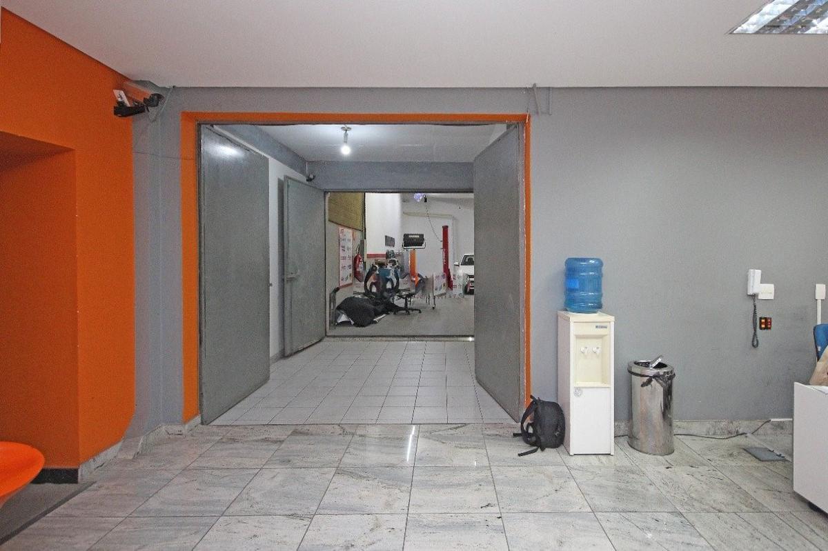 Prédio, Floresta, 0 Quarto, 14 Vagas