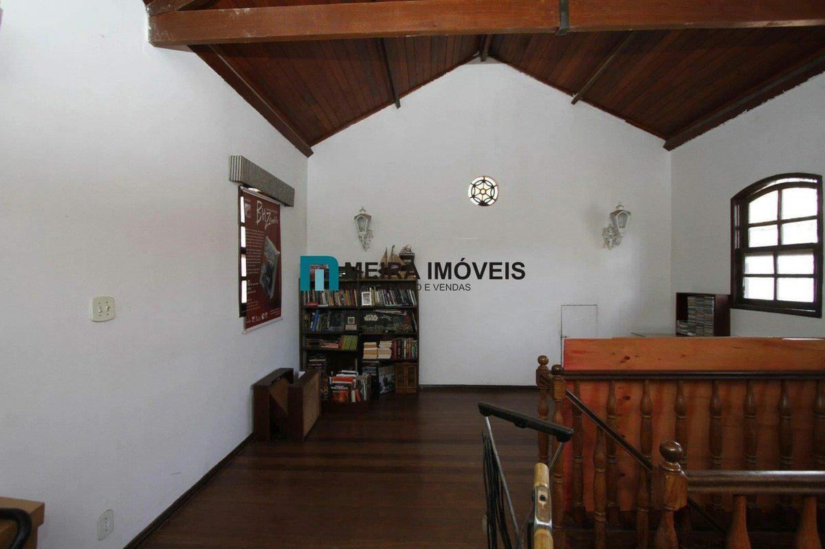 Casa, Santo Antônio, 5 Quartos, 4 Vagas, 2 Suítes