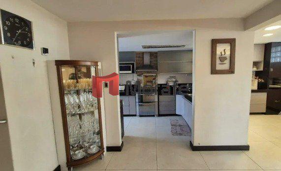 Casa, Ouro Preto, 5 Quartos, 2 Vagas, 1 Suíte