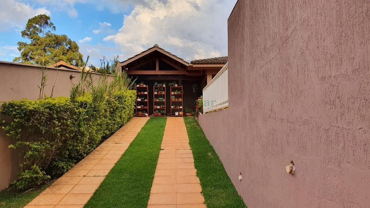 Casa, Alphaville - Lagoa dos Ingleses, 4 Quartos, 4 Vagas, 1 Suíte