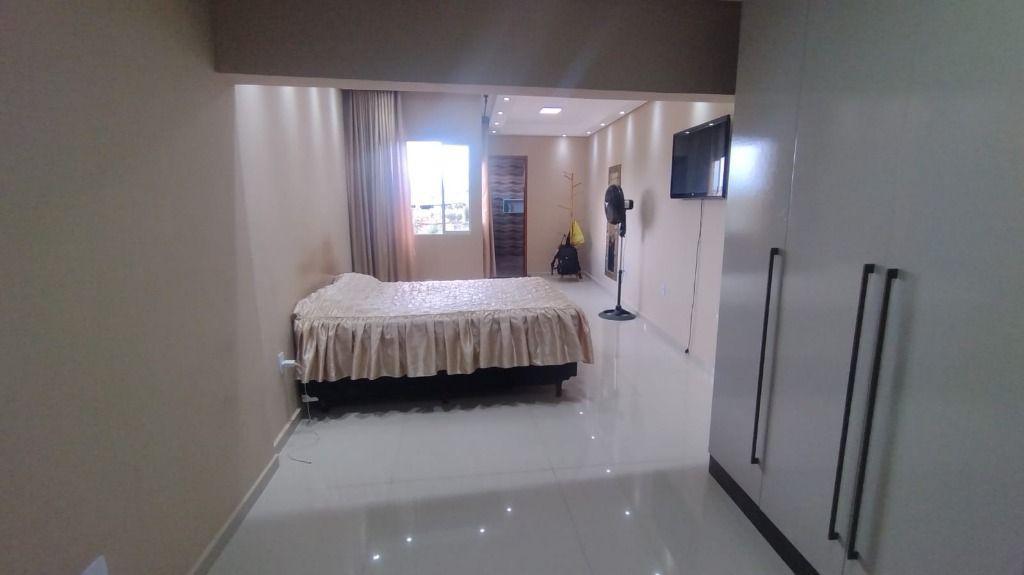 Casa, Alto do Cabral, 3 Quartos, 4 Vagas, 1 Suíte