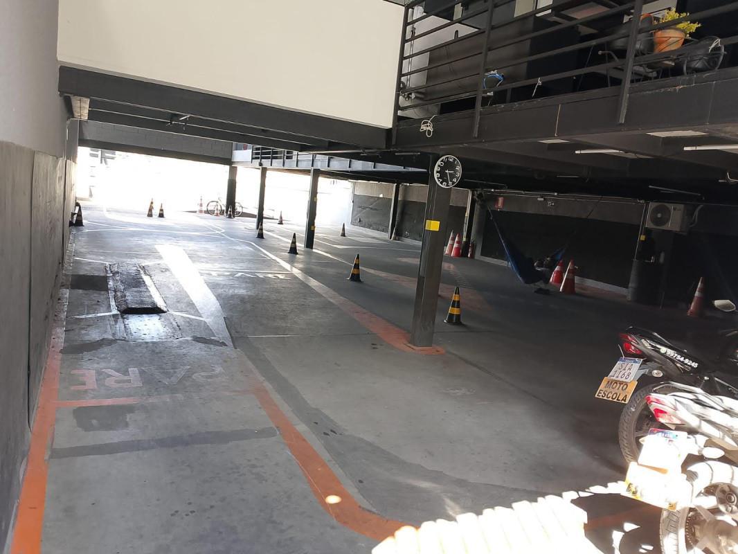 Galpão, Cidade Nova, 0 Quarto, 10 Vagas