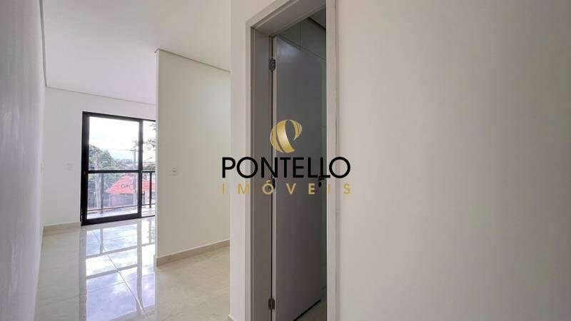 Casa, Santa Branca, 3 Quartos, 2 Vagas, 1 Suíte