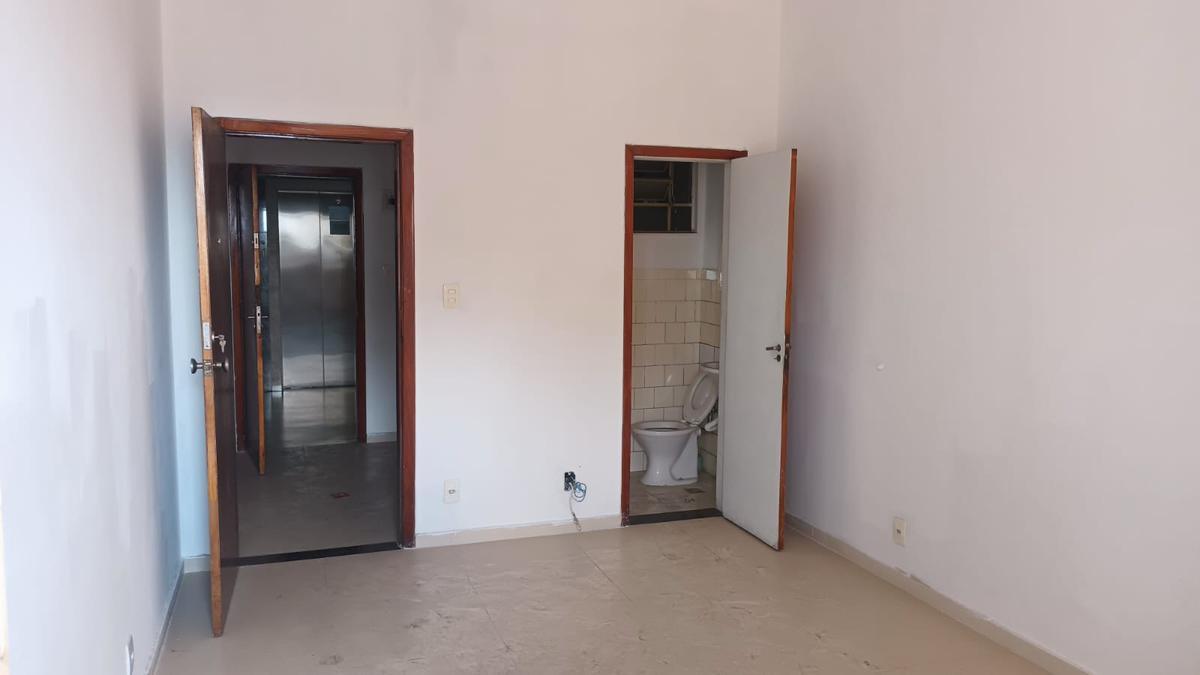 Sala, Centro, 0 Quarto, 0 Vaga