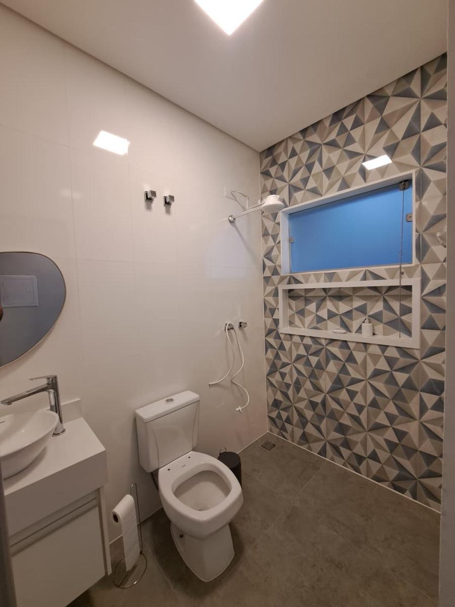 Casa, Centro, 4 Quartos, 3 Vagas, 1 Suíte