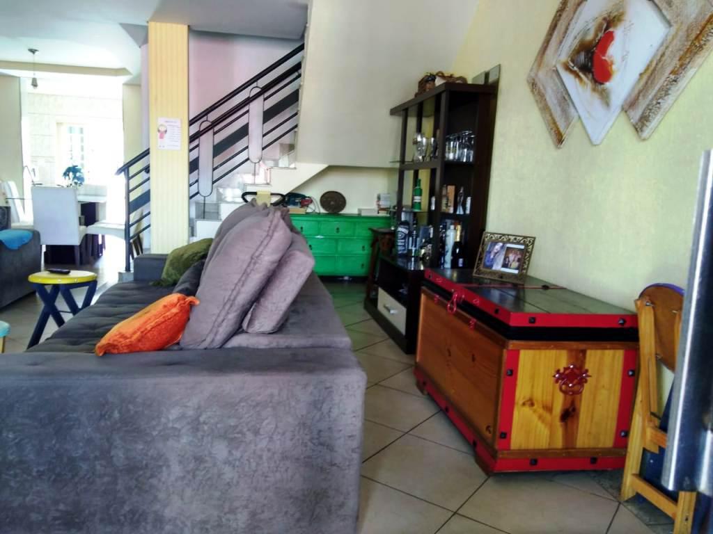 Casa, Floramar, 4 Quartos, 4 Vagas, 3 Suítes