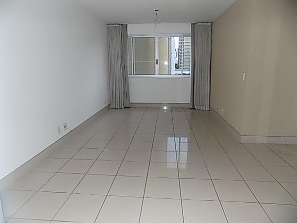 Apartamento, Funcionários, 2 Quartos, 2 Vagas, 1 Suíte