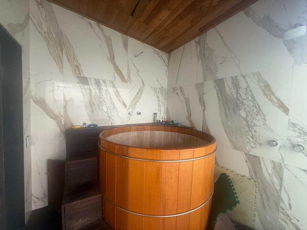 Cobertura, Santa Cruz, 4 Quartos, 2 Vagas, 1 Suíte