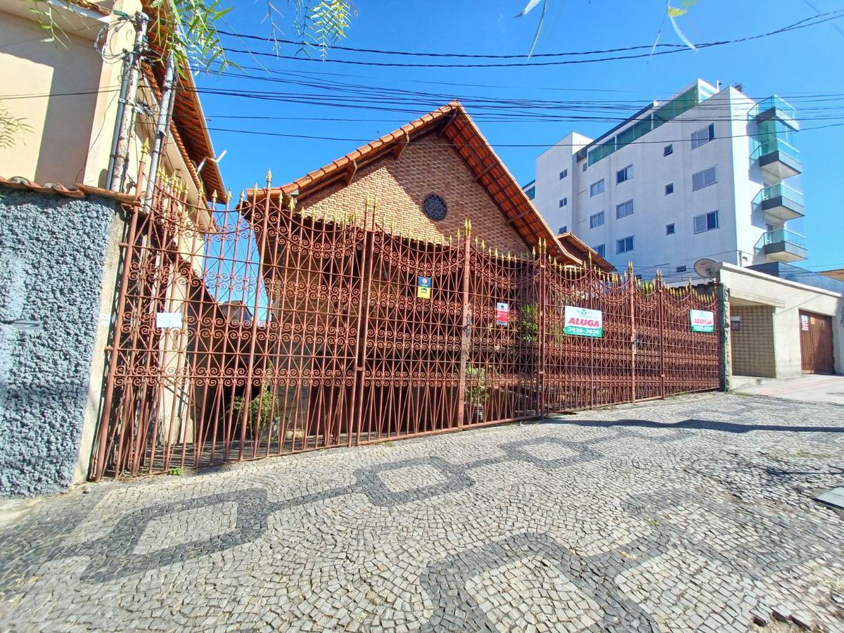 Casa, Santa Inês, 5 Quartos, 2 Vagas, 1 Suíte