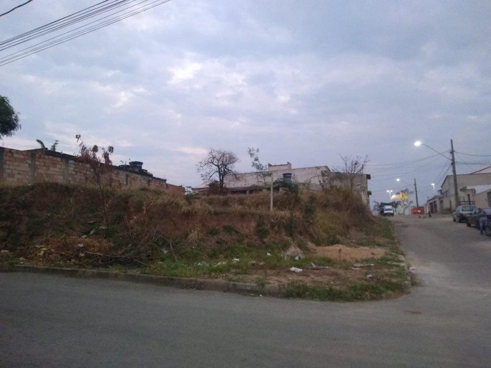 Lote, Santo Antônio, 0 Quarto, 0 Vaga