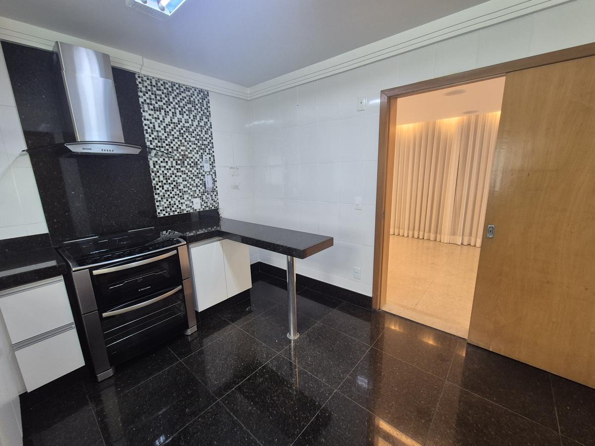 Apartamento, Liberdade, 4 Quartos, 2 Vagas, 2 Suítes