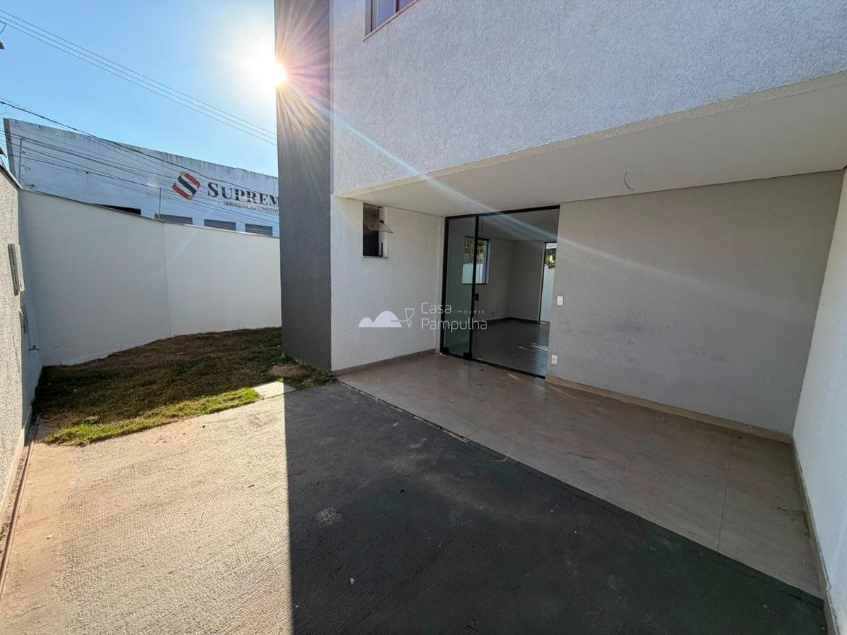 Casa, Candelária, 3 Quartos, 2 Vagas, 1 Suíte
