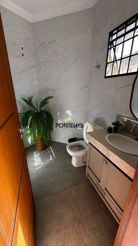 Casa, Nossa Senhora do Carmo, 3 Quartos, 2 Vagas, 1 Suíte